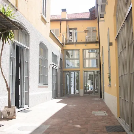 Just Urban - Modern Loft In Center V Giornate דירה