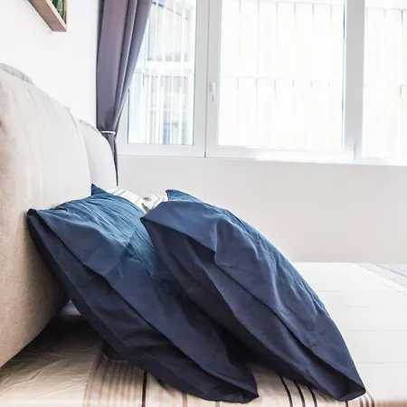 Just Urban - Modern Loft In Center V Giornate דירה *
